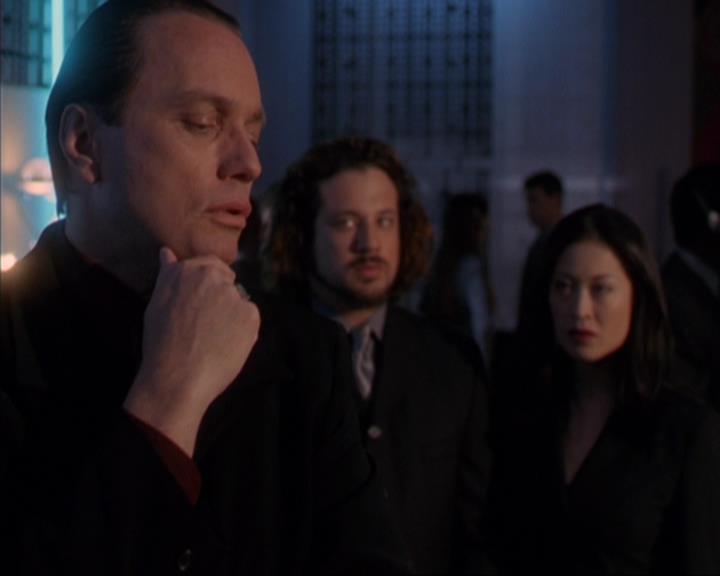 Charmed-Online-dot-319TheDemonWhoCameInFromTheCold0506.jpg