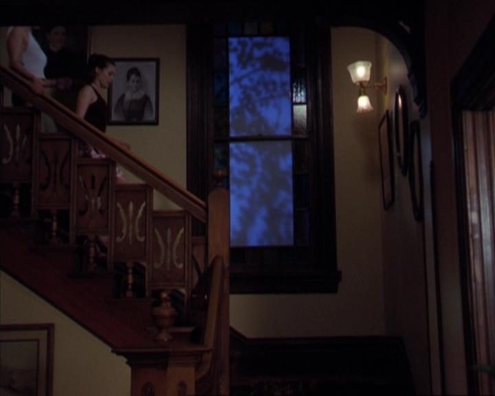 Charmed-Online-dot-319TheDemonWhoCameInFromTheCold0514.jpg
