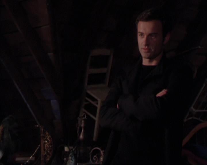 Charmed-Online-dot-319TheDemonWhoCameInFromTheCold0569.jpg