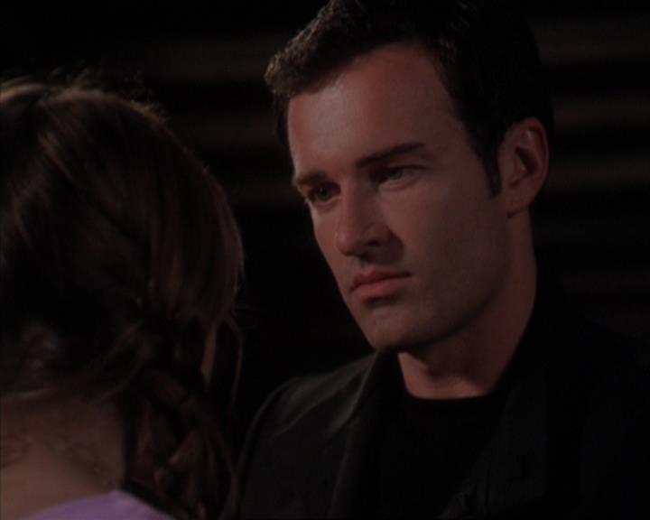 Charmed-Online-dot-319TheDemonWhoCameInFromTheCold0625.jpg