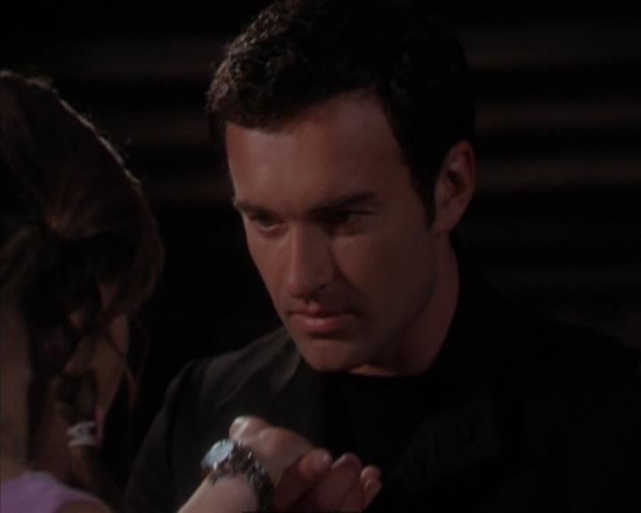 Charmed-Online-dot-319TheDemonWhoCameInFromTheCold0649.jpg