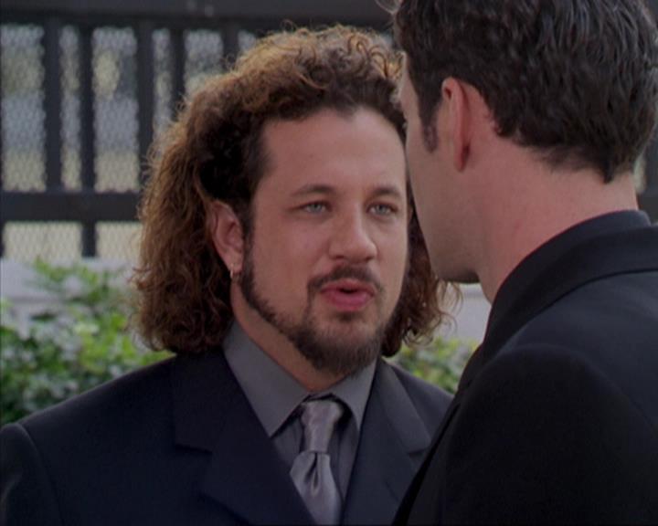 Charmed-Online-dot-319TheDemonWhoCameInFromTheCold1374.jpg