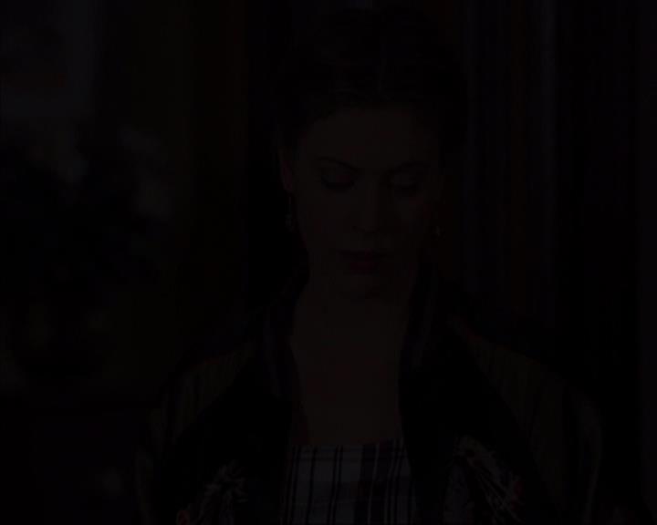 Charmed-Online-dot-319TheDemonWhoCameInFromTheCold1431.jpg