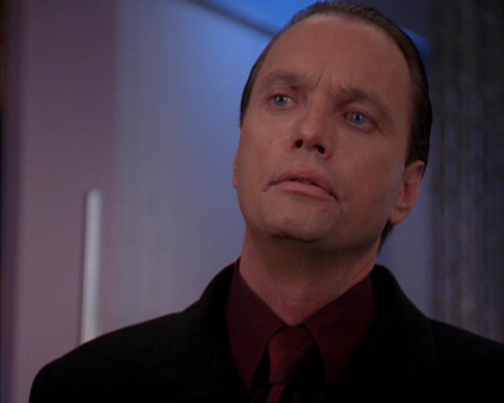 Charmed-Online-dot-319TheDemonWhoCameInFromTheCold1721.jpg