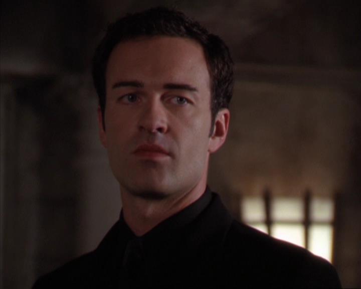 Charmed-Online-dot-319TheDemonWhoCameInFromTheCold1758.jpg