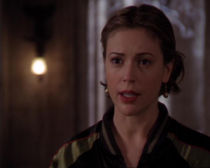 Charmed-Online-dot-319TheDemonWhoCameInFromTheCold1775.jpg