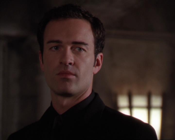 Charmed-Online-dot-319TheDemonWhoCameInFromTheCold1783.jpg