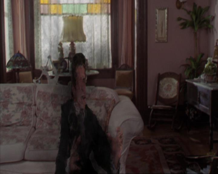 Charmed-Online-dot-319TheDemonWhoCameInFromTheCold1862.jpg