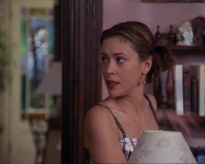 Charmed-Online-dot-319TheDemonWhoCameInFromTheCold1866.jpg