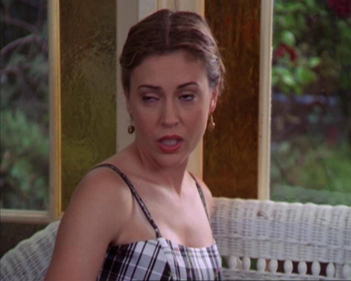 Charmed-Online-dot-319TheDemonWhoCameInFromTheCold1912.jpg