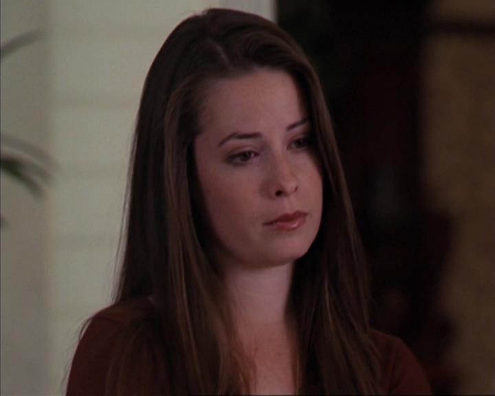 Charmed-Online-dot-319TheDemonWhoCameInFromTheCold1941.jpg