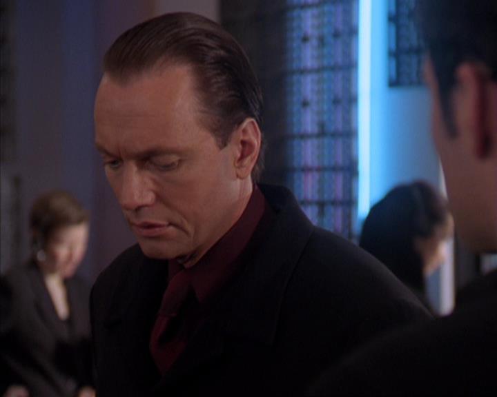 Charmed-Online-dot-319TheDemonWhoCameInFromTheCold1992.jpg
