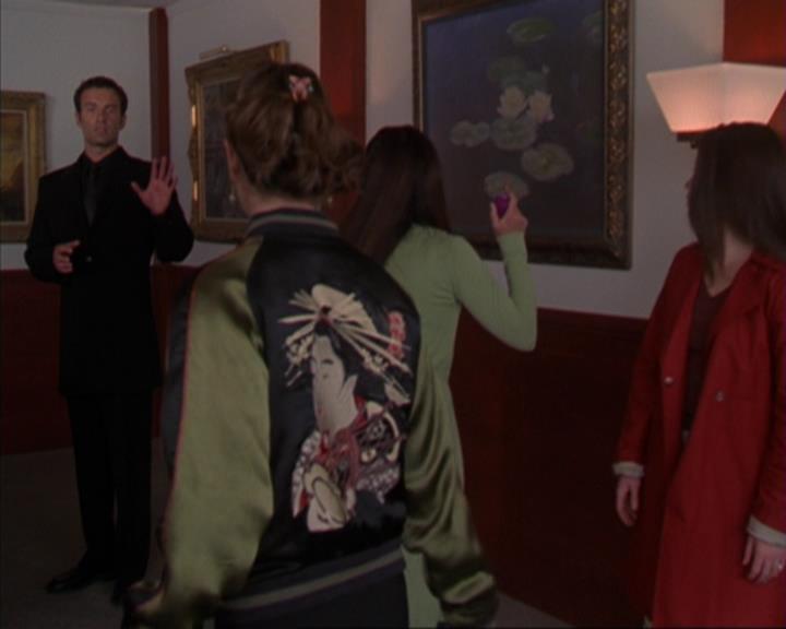 Charmed-Online-dot-319TheDemonWhoCameInFromTheCold2090.jpg