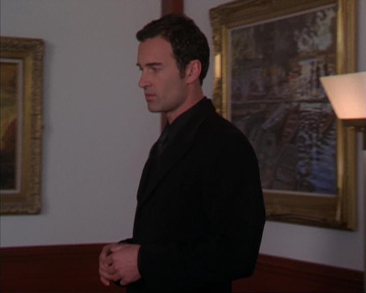 Charmed-Online-dot-319TheDemonWhoCameInFromTheCold2097.jpg
