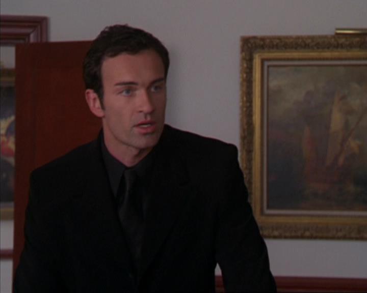 Charmed-Online-dot-319TheDemonWhoCameInFromTheCold2101.jpg