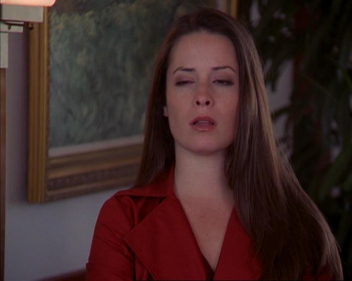 Charmed-Online-dot-319TheDemonWhoCameInFromTheCold2106.jpg