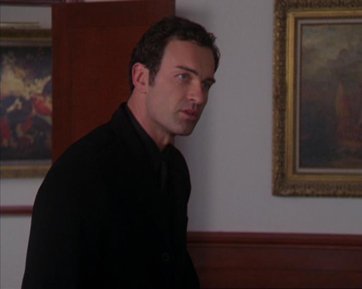 Charmed-Online-dot-319TheDemonWhoCameInFromTheCold2123.jpg