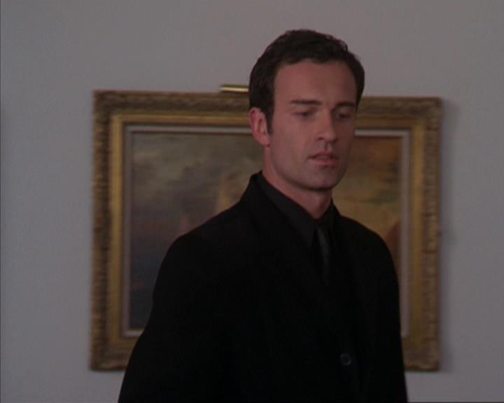 Charmed-Online-dot-319TheDemonWhoCameInFromTheCold2128.jpg