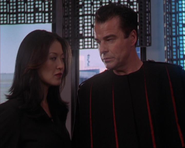 Charmed-Online-dot-319TheDemonWhoCameInFromTheCold2239.jpg