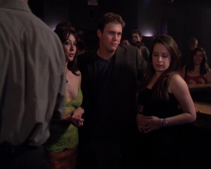 Charmed-Online-dot-319TheDemonWhoCameInFromTheCold2265.jpg