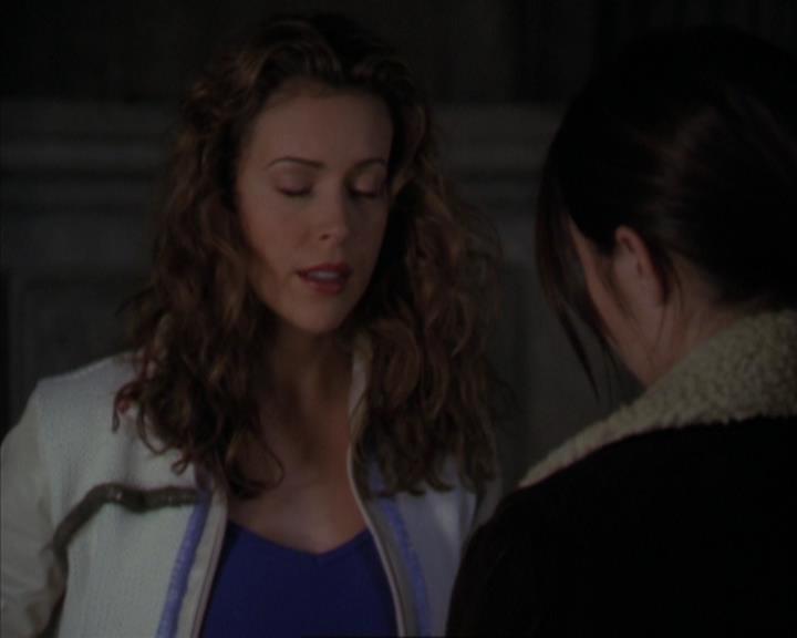 Charmed-Online-dot-320ExitStrategy0063.jpg