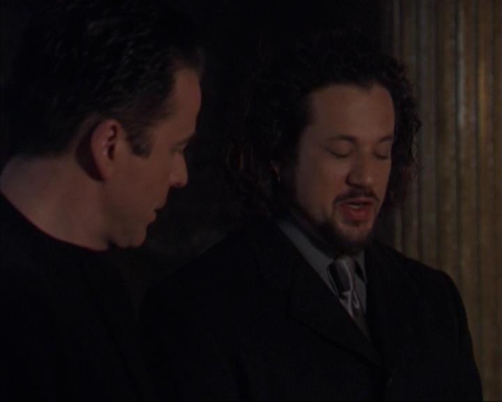 Charmed-Online-dot-320ExitStrategy0090.jpg