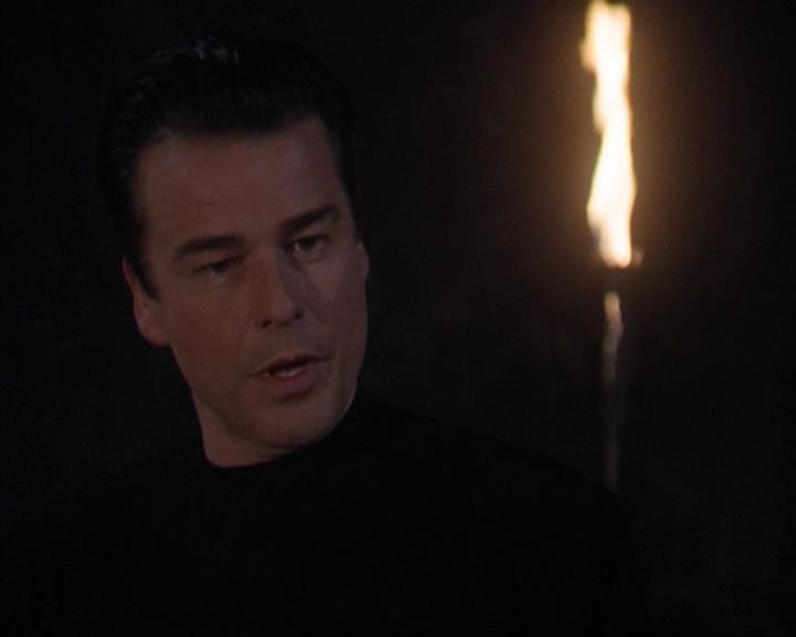 Charmed-Online-dot-320ExitStrategy0106.jpg