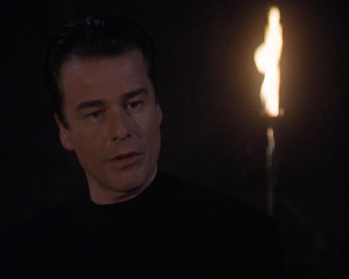 Charmed-Online-dot-320ExitStrategy0107.jpg