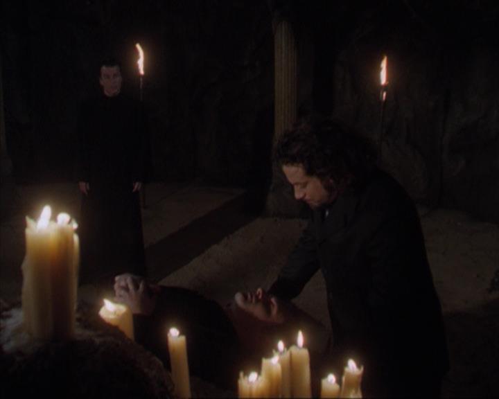 Charmed-Online-dot-320ExitStrategy0109.jpg