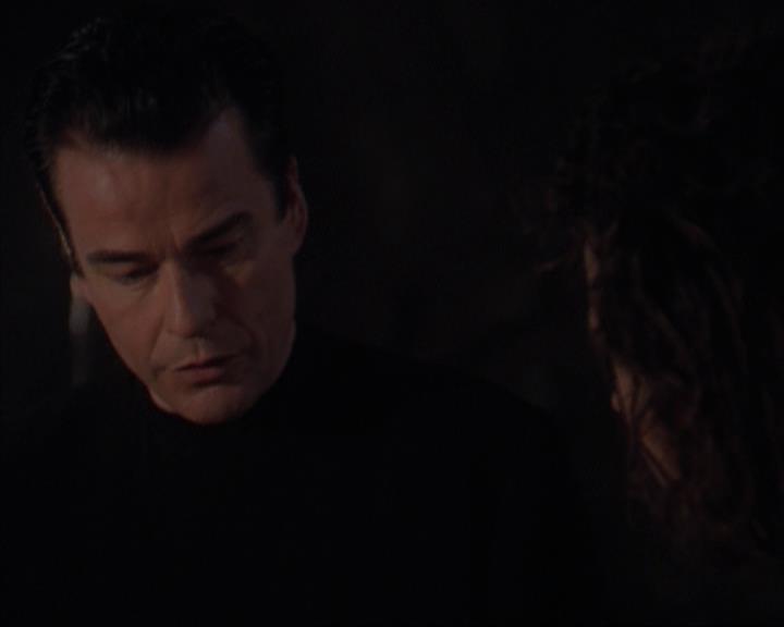 Charmed-Online-dot-320ExitStrategy0115.jpg