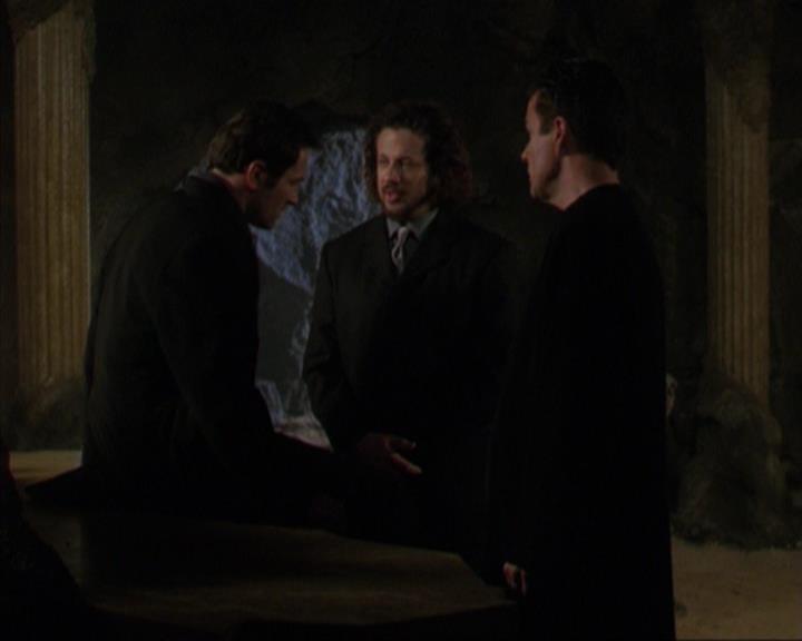 Charmed-Online-dot-320ExitStrategy0345.jpg