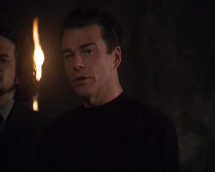 Charmed-Online-dot-320ExitStrategy0394.jpg