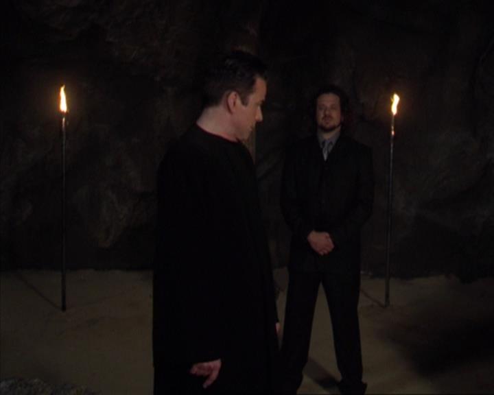 Charmed-Online-dot-320ExitStrategy0435.jpg