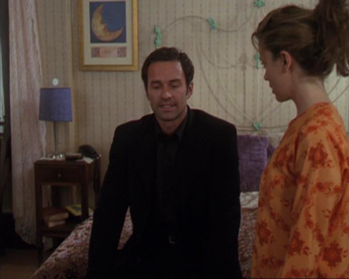 Charmed-Online-dot-320ExitStrategy0497.jpg