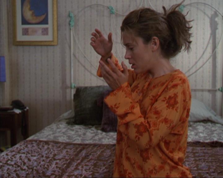 Charmed-Online-dot-320ExitStrategy0589.jpg