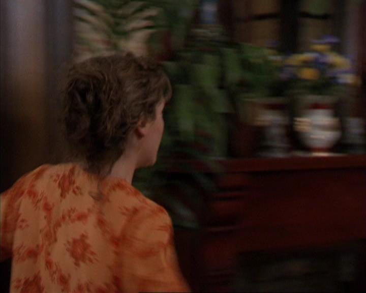 Charmed-Online-dot-320ExitStrategy0602.jpg