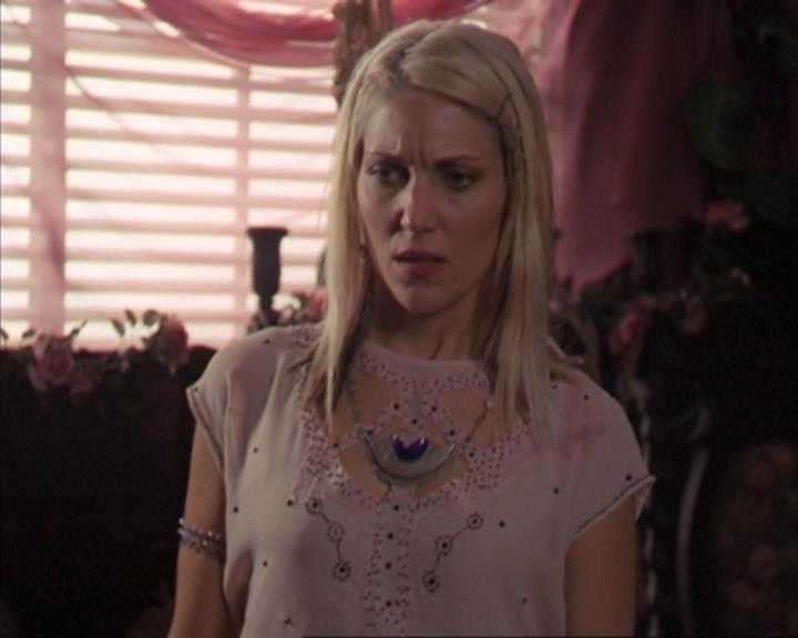 Charmed-Online-dot-320ExitStrategy0635.jpg