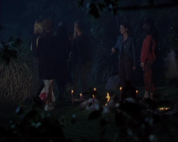 Charmed-Online-dot-320ExitStrategy1243.jpg