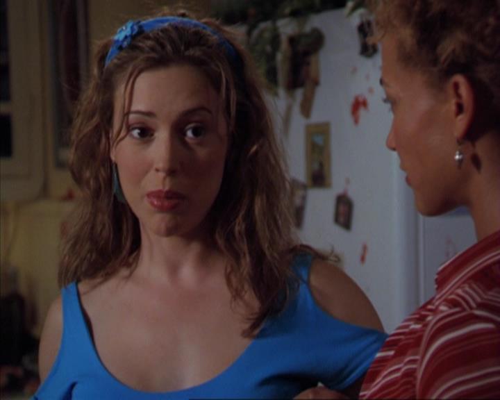 Charmed-Online-dot-320ExitStrategy1464.jpg