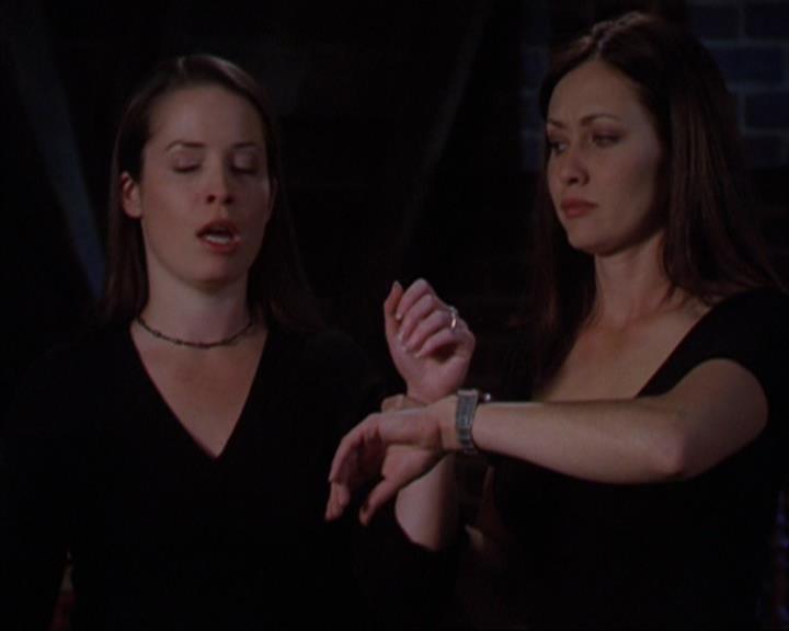 Charmed-Online-dot-320ExitStrategy1671.jpg