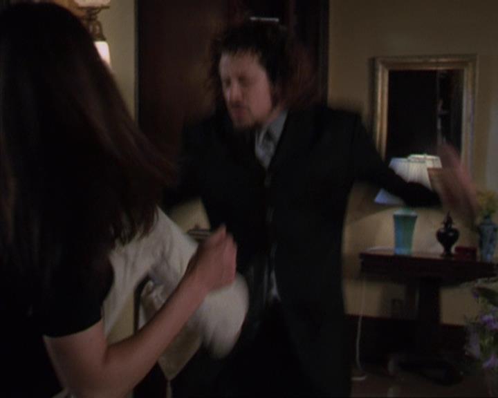 Charmed-Online-dot-320ExitStrategy1765.jpg