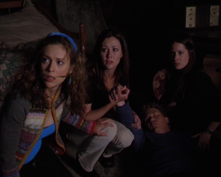 Charmed-Online-dot-320ExitStrategy1944.jpg