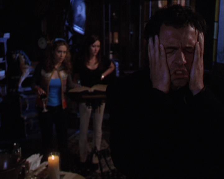 Charmed-Online-dot-320ExitStrategy2011.jpg Charmed-Online-dot-320ExitStrategy2011.jpg