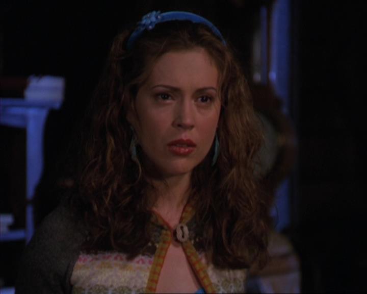 Charmed-Online-dot-320ExitStrategy2049.jpg