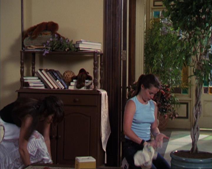 Charmed-Online-dot-320ExitStrategy2083.jpg