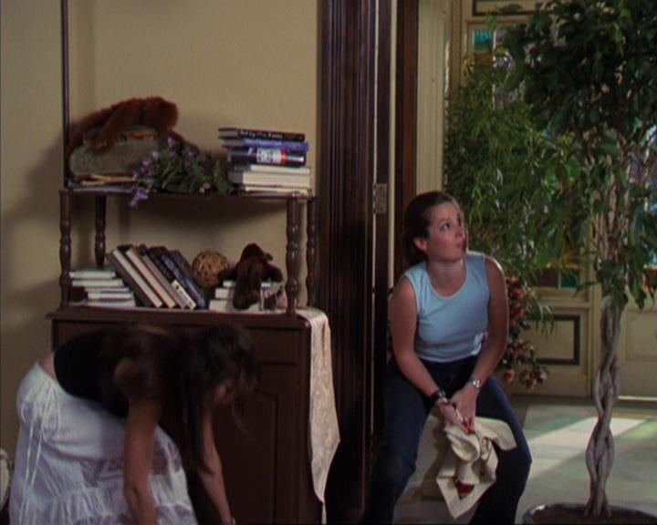 Charmed-Online-dot-320ExitStrategy2086.jpg