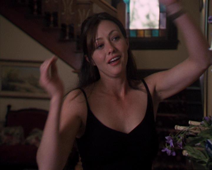 Charmed-Online-dot-320ExitStrategy2091.jpg