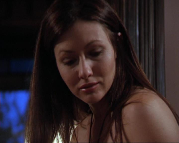 Charmed-Online-dot-320LookWhosBarking0076.jpg