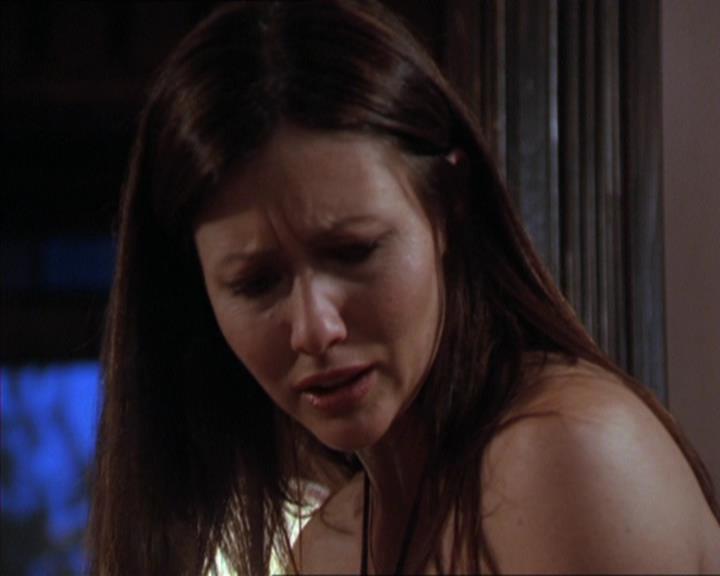 Charmed-Online-dot-320LookWhosBarking0079.jpg Charmed-Online-dot-320LookWhosBarking0079.jpg