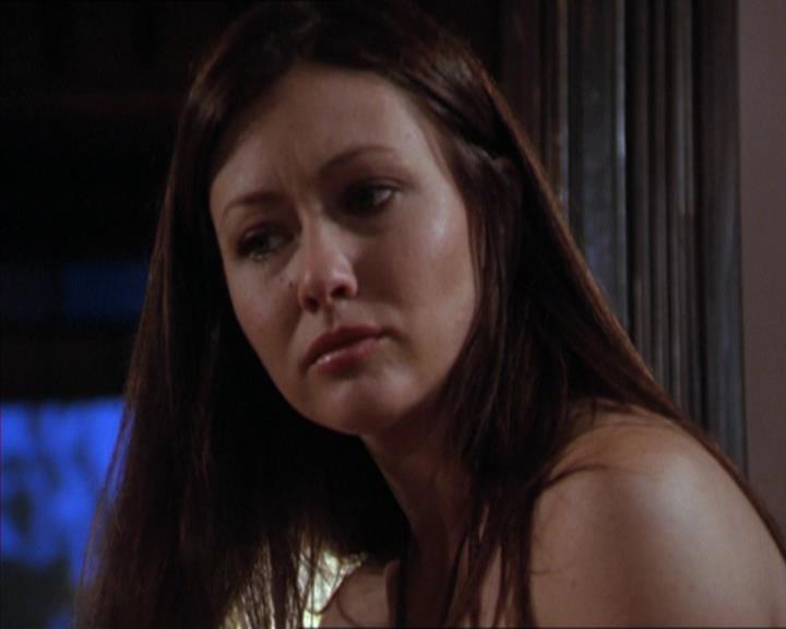 Charmed-Online-dot-320LookWhosBarking0089.jpg Charmed-Online-dot-320LookWhosBarking0089.jpg